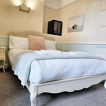 Bayliss Hall Guesthouse Weymouth Exterior photo