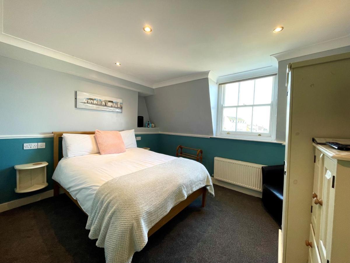 Guest house Bayliss Hall Weymouth