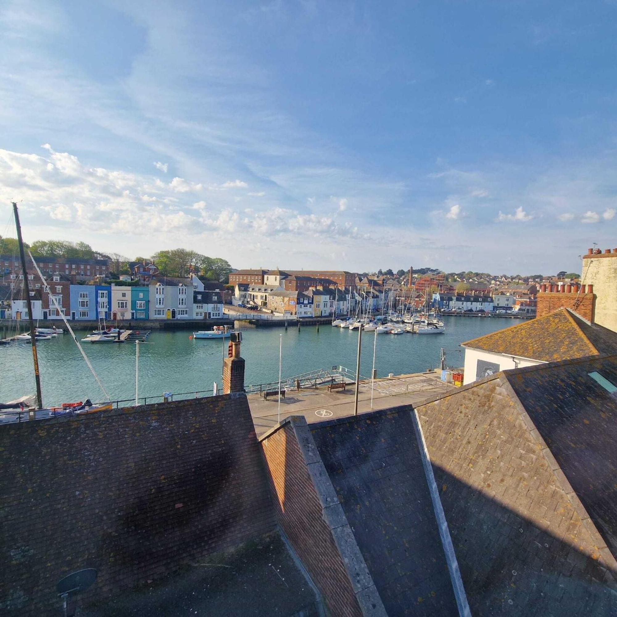 Bayliss Hall 3* Weymouth