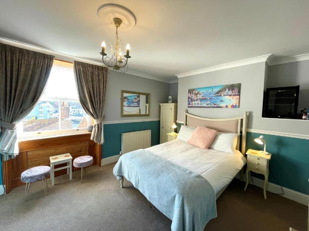 Bayliss Hall Guest house Weymouth